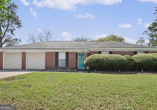 Photo 1 of Single family home for sale at 2836 Stonewater Dr, Albany, GA 31721 | MLS# 10872726 | Listing updated on 2026-10-28