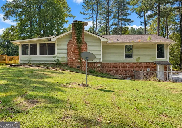 Photo 2 of Single family home for sale at 430 Banks Rd, Fayetteville, GA 30214 | MLS# 10844743 | Listing updated on 2026-09-11