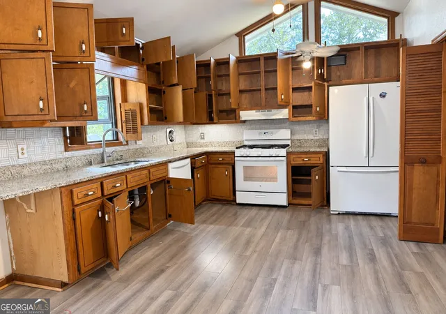 Photo 4 of Single family home for sale at 430 Banks Rd, Fayetteville, GA 30214 | MLS# 10844743 | Listing updated on 2026-09-11