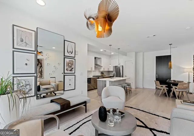 Photo 4 of Condo for sale at 775 Juniper St NE #323, Atlanta, GA 30308 | MLS# 10842024 | Listing updated on 2026-09-10