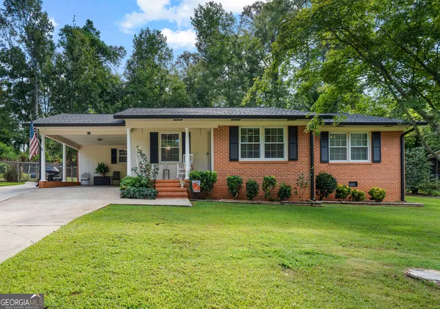 Photo 1 of Single family home for sale at 412 Leola Dr, Griffin, GA 30224 | MLS# 10843649 | Listing updated on 2026-09-13
