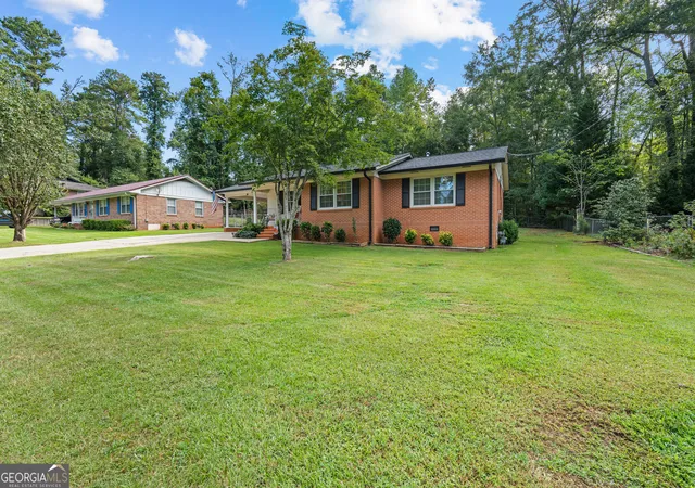 Photo 2 of Single family home for sale at 412 Leola Dr, Griffin, GA 30224 | MLS# 10843649 | Listing updated on 2026-09-13