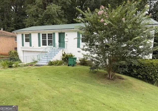Photo 3 of Single family home for sale at 1587 Drayton Woods Dr, Tucker, GA 30084 | MLS# 10837815 | Listing updated on 2026-09-14