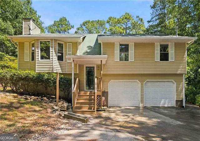 Photo 1 of Single family home for sale at 4086 Chapel Hl Rd, Douglasville, GA 30135 | MLS# 10842926 | Listing updated on 2026-09-10