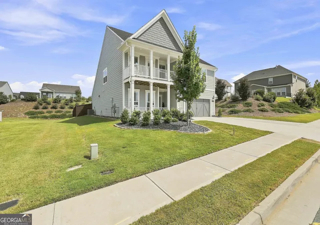 Photo 2 of Single family home for sale at 302 Cain Ave, Peachtree City, GA 30269 | MLS# 10839066 | Listing updated on 2026-09-09