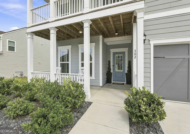 Photo 3 of Single family home for sale at 302 Cain Ave, Peachtree City, GA 30269 | MLS# 10839066 | Listing updated on 2026-09-09