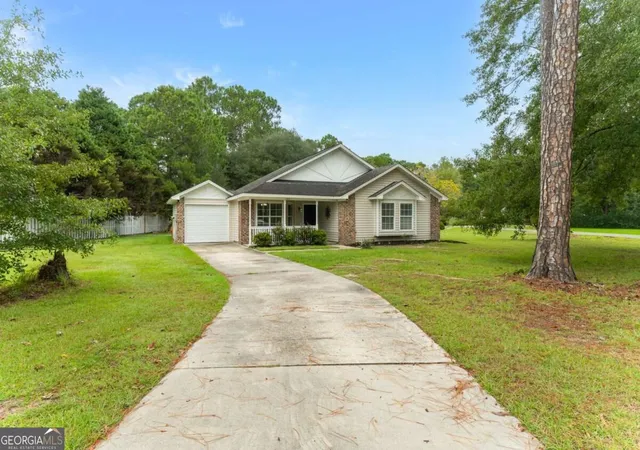 Photo 1 of Single family home for sale at 5313 Mccall Rd, Rincon, GA 31326 | MLS# 10844375 | Listing updated on 2026-09-11