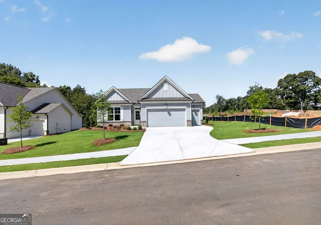 Photo 2 of Single family home for sale at 2019 Oconee Blf Dr, Athens, GA 30601 | MLS# 10876332 | Listing updated on 2026-10-27