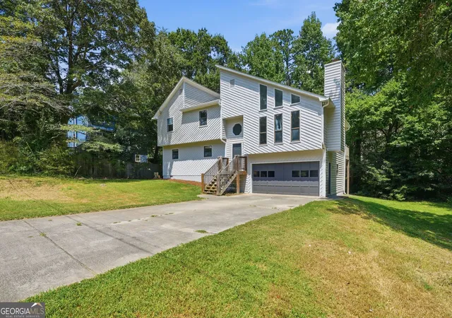 Photo 3 of Single family home for sale at 13 Bramblewood Pl Sw, Cartersville, GA 30120 | MLS# 10841268 | Listing updated on 2026-09-21