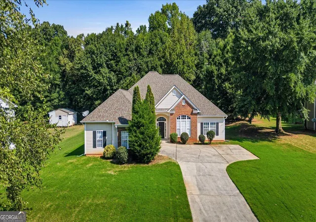Photo 2 of Single family home for sale at 150 Stewart Holw Ln, Covington, GA 30016 | MLS# 10840144 | Listing updated on 2026-09-18