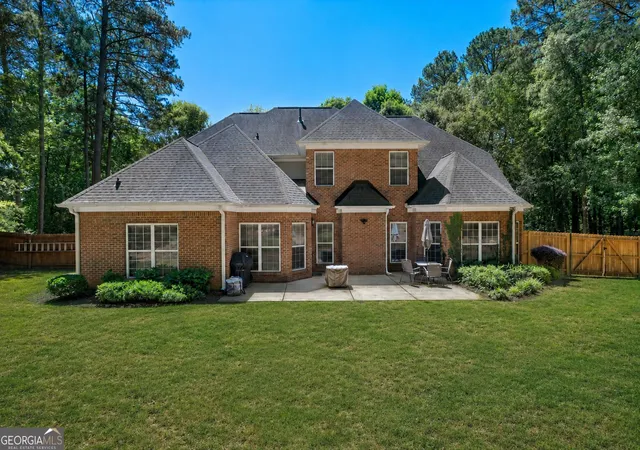 Photo 3 of Single family home for sale at 795 Huiet Dr, Mcdonough, GA 30252 | MLS# 10842037 | Listing updated on 2026-10-07