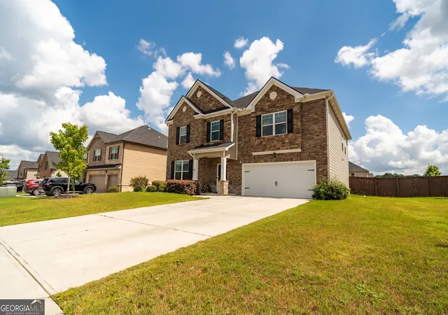 Photo 2 of Single family home for sale at 3276 Papyrus Palm Rd, Loganville, GA 30052 | MLS# 10838440 | Listing updated on 2026-09-14