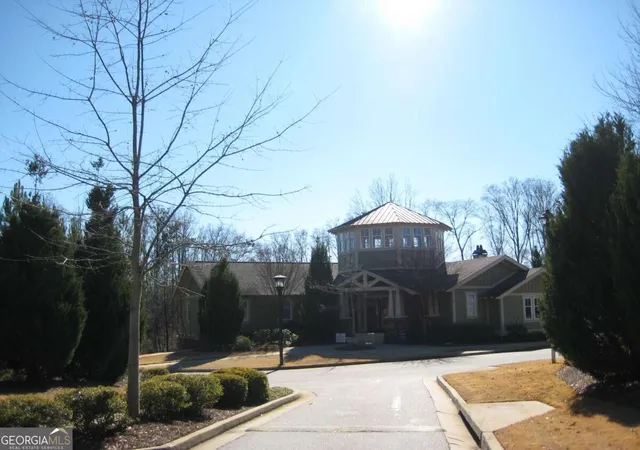Listing Photo 2 - Condo for sale in building located at 490 Barnett Shls Rd, Athens, GA 30605 - Unit #914