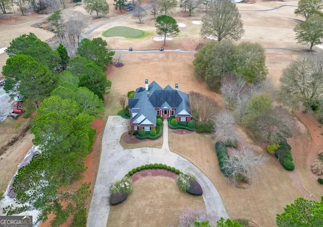 Photo 4 of Single family home for sale at 5685 Golf Clb Dr, Braselton, GA 30517 | MLS# 10874360 | Listing updated on 2026-10-30