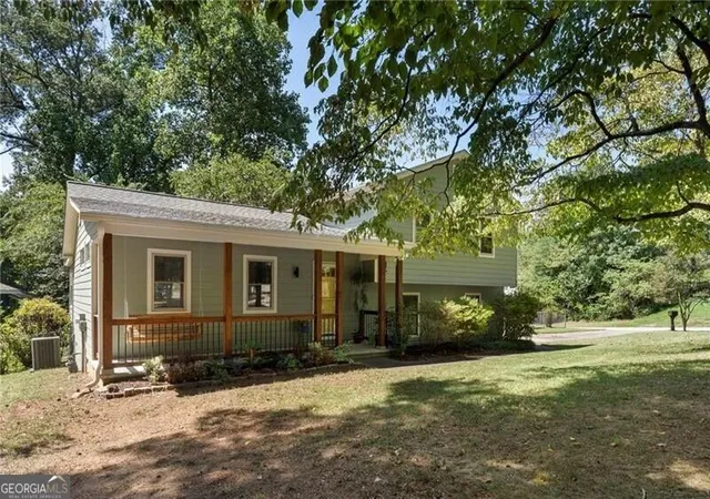 Photo 3 of Single family home for sale at 156 Settendown Trl Se, Mableton, GA 30126 | MLS# 10844126 | Listing updated on 2026-09-15