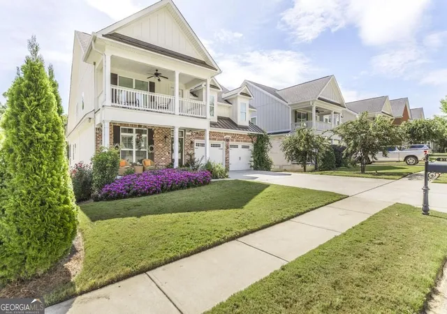 Photo 3 of Single family home for sale at 871 Tufthunter, Macon, GA 31210 | MLS# 10844453 | Listing updated on 2026-09-20