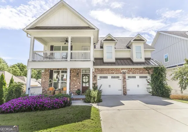 Photo 3 of Single family home for sale at 871 Tufthunter, Macon, GA 31210 | MLS# 10844453 | Listing updated on 2026-09-20