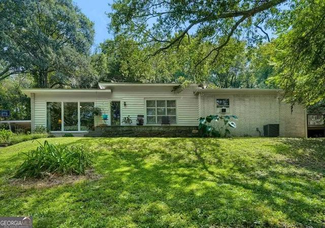 Photo 1 of Single family home for sale at 615 Spring St, Villa Rica, GA 30180 | MLS# 10849052 | Listing updated on 2026-10-02