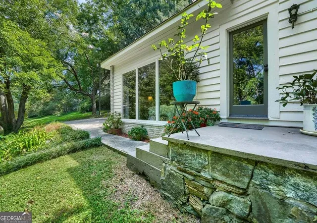 Photo 3 of Single family home for sale at 615 Spring St, Villa Rica, GA 30180 | MLS# 10849052 | Listing updated on 2026-10-02