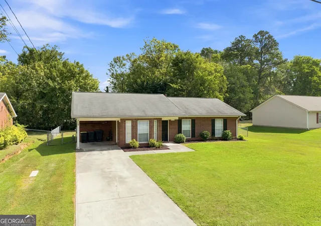 Photo 2 of Single family home for sale at 12 Glenda Dr Sw, Rome, GA 30165 | MLS# 10842274 | Listing updated on 2026-09-23