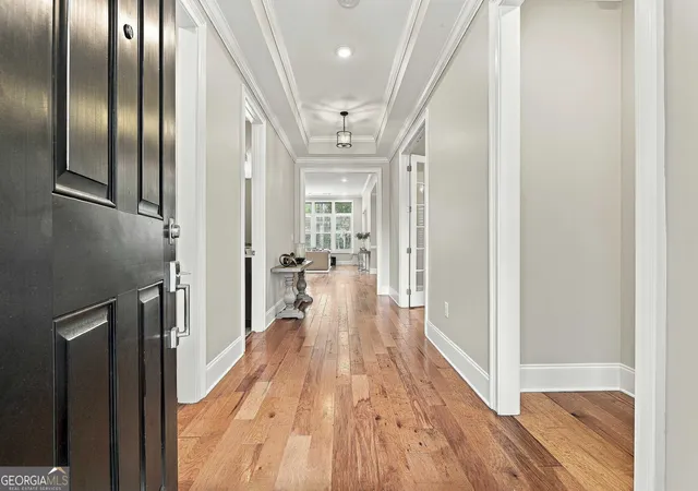 Photo 3 of Single family home for sale at 204 Cottonwood Cir, Peachtree City, GA 30269 | MLS# 10845657 | Listing updated on 2026-09-28