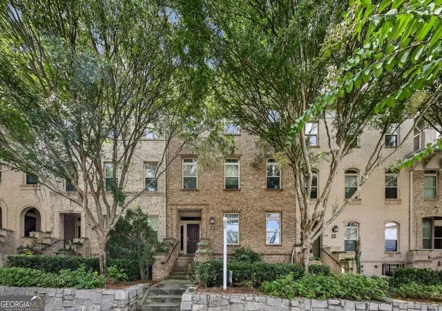 Photo 2 of Condo for sale at 1189 Lavista Rd Ne, Atlanta, GA 30324 | MLS# 10838521 | Listing updated on 2026-09-03