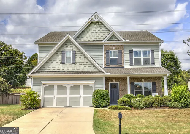 Photo 3 of Single family home for sale at 58 Twelve Oaks Dr Se, Cartersville, GA 30120 | MLS# 10842681 | Listing updated on 2026-09-09