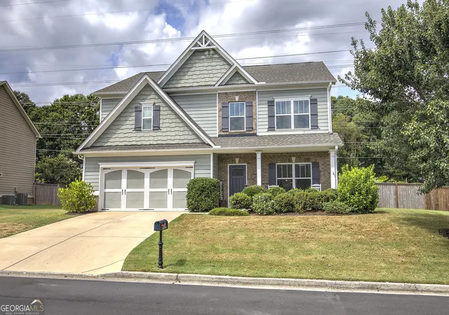 Photo 3 of Single family home for sale at 58 Twelve Oaks Dr SE, Cartersville, GA 30120 | MLS# 10842681 | Listing updated on 2026-09-09