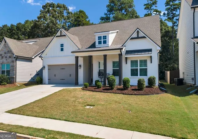 Photo 3 of Single family home for sale at 4506 Silver Oak Dr Sw, Gainesville, GA 30504 | MLS# 10852032 | Listing updated on 2026-09-24