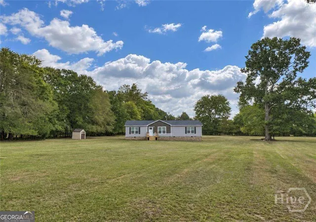 Photo 2 of Manufactured home for sale at 2183 River Rd, Elberton, GA 30635 | MLS# 10851513 | Listing updated on 2026-10-07