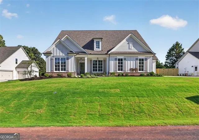 Photo 3 of Single family home for sale at 4779 E Reed Rd, Gainesville, GA 30507 | MLS# 10837983 | Listing updated on 2026-10-06