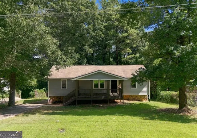 Single family home for sale at 1003 Salisbury Trl, Riverdale, GA 30296 | MLS# 10849813