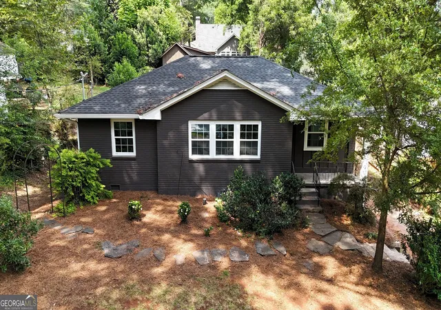 Single family home for sale at 272 Cascade Dr NW, Marietta, GA 30064 | MLS# 10819453