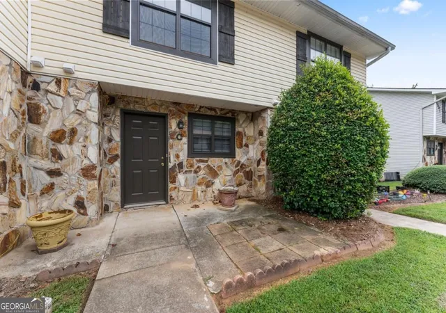 Photo 1 of Townhouse for sale at 2497 Hidden Cvs Ct #C, Gainesville, GA 30501 | MLS# 10853684 | Listing updated on 2026-10-01