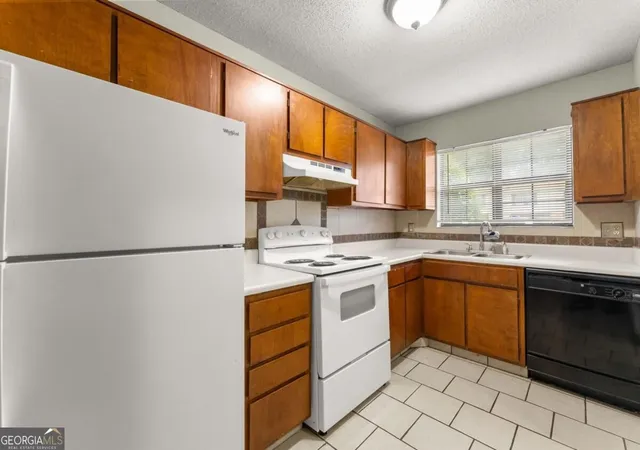 Photo 3 of Townhouse for sale at 2497 Hidden Cvs Ct #C, Gainesville, GA 30501 | MLS# 10853684 | Listing updated on 2026-10-01