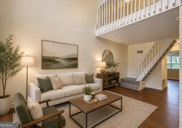Photo 2 of Single family home for sale at 555 Freeman Dr, Athens, GA 30601 | MLS# 10838007 | Listing updated on 2026-09-02