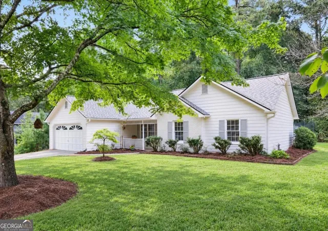Photo 2 of Single family home for sale at 5363 Muirwood Pl, Powder Springs, GA 30127 | MLS# 10853247 | Listing updated on 2026-10-09