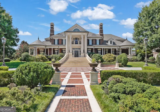 Photo 1 of Mansion for sale at 5200 Moore Rd, Suwanee, GA 30024 | MLS# 10837270 | Listing updated on 2026-09-15
