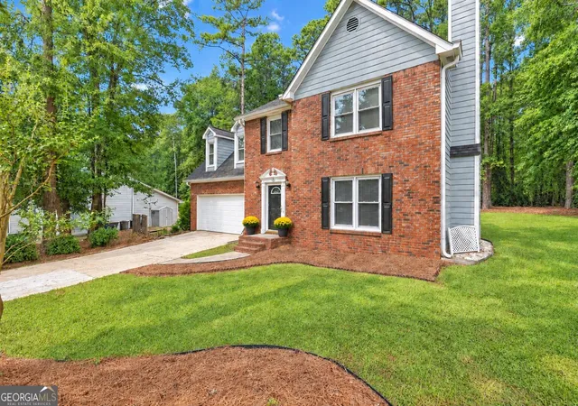 Photo 3 of Single family home for sale at 133 Sauterne Way, Peachtree City, GA 30269 | MLS# 10851163 | Listing updated on 2026-09-22