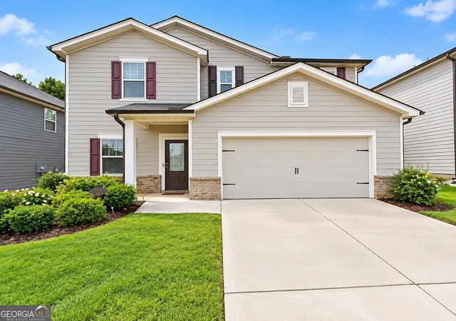 Photo 1 of Single family home for sale at 4939 Dufour Dr, Lilburn, GA 30047 | MLS# 10824317 | Listing updated on 2026-10-08