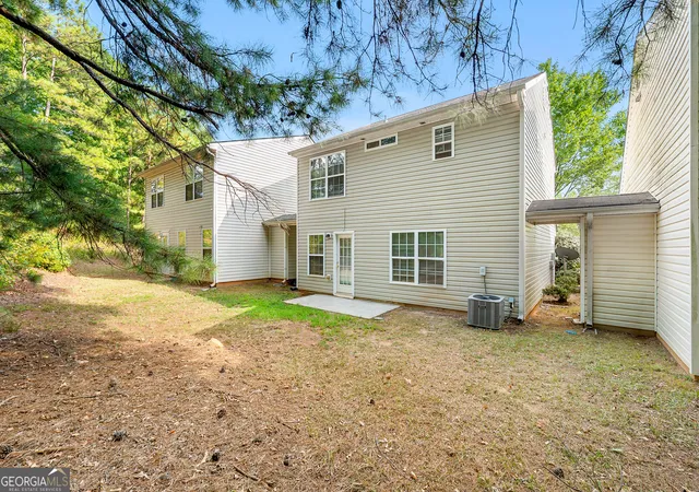 Photo 3 of Single family home for sale at 524 Jaclyn Cir, Mcdonough, GA 30253 | MLS# 10842464 | Listing updated on 2026-09-23