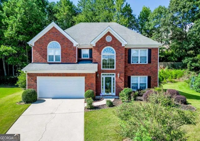 Photo 1 of Single family home for sale at 10850 Avian Dr, Alpharetta, GA 30022 | MLS# 10838198 | Listing updated on 2026-09-16