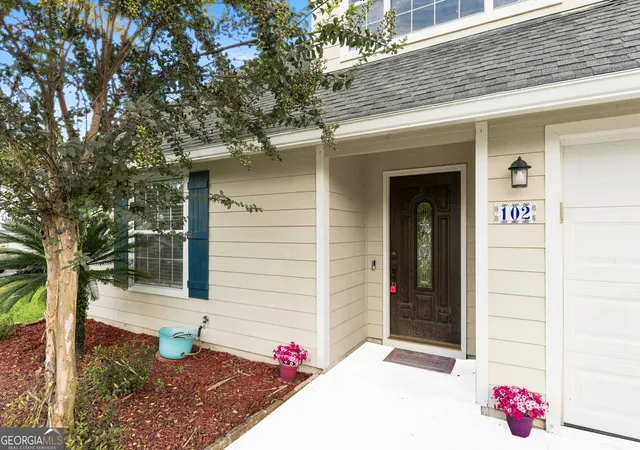 Photo 3 of Sale Pending at 102 Windemere Dr, Kingsland, GA 31548 | MLS# 10844986 | Listing updated on 2026-09-25