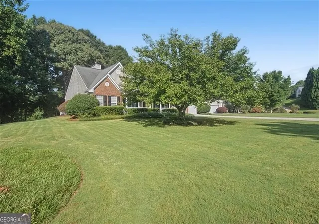 Photo 3 of Single family home for sale at 295 Glenn Eagles Way, Hiram, GA 30141 | MLS# 10834991 | Listing updated on 2026-09-18