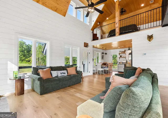 Photo 4 of Single family home for sale at 692 Hutchins Wolfskin Rd, Stephens, GA 30667 | MLS# 10840312 | Listing updated on 2026-09-08