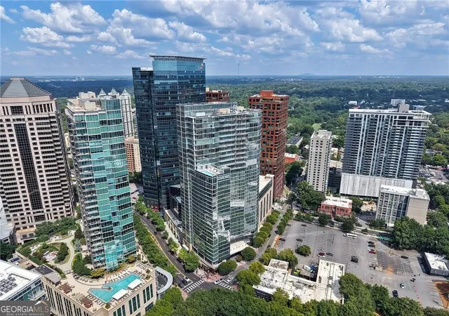 Photo 2 of Condo for sale at 1065 Peachtree St Ne #3402, Atlanta, GA 30309 | MLS# 10839278 | Listing updated on 2026-09-03