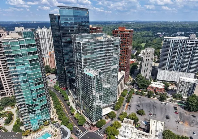 Photo 2 of Condo for sale at 1065 Peachtree St NE #3402, Atlanta, GA 30309 | MLS# 10839278 | Listing updated on 2026-09-03