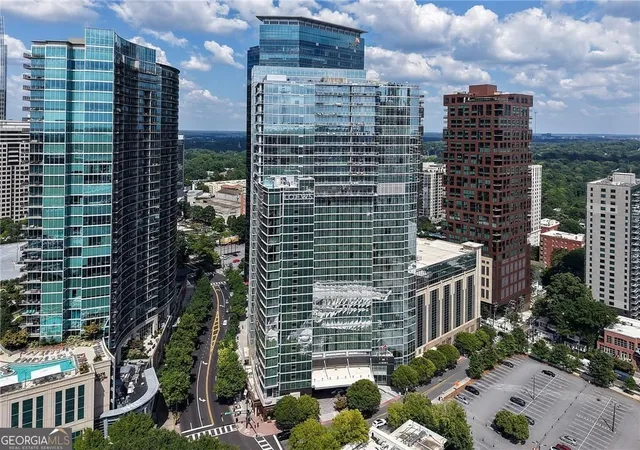 Photo 4 of Condo for sale at 1065 Peachtree St NE #3402, Atlanta, GA 30309 | MLS# 10839278 | Listing updated on 2026-09-03