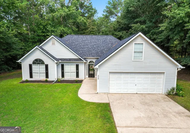 Single family home for sale at 420 Ray Wy, Jenkinsburg, GA 30234 | MLS# 10810670