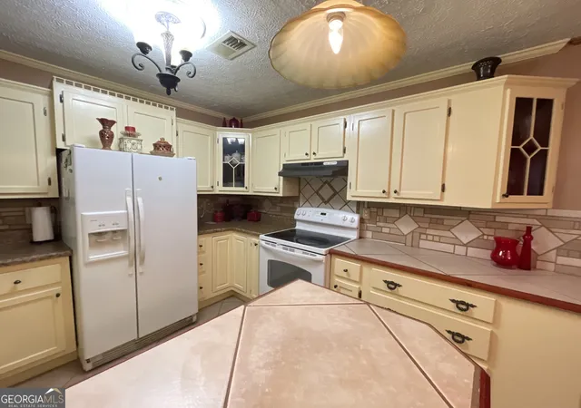 Photo 4 of Single family home for sale at 120 Bone Pl, Dallas, GA 30132 | MLS# 10810853 | Listing updated on 2026-09-06